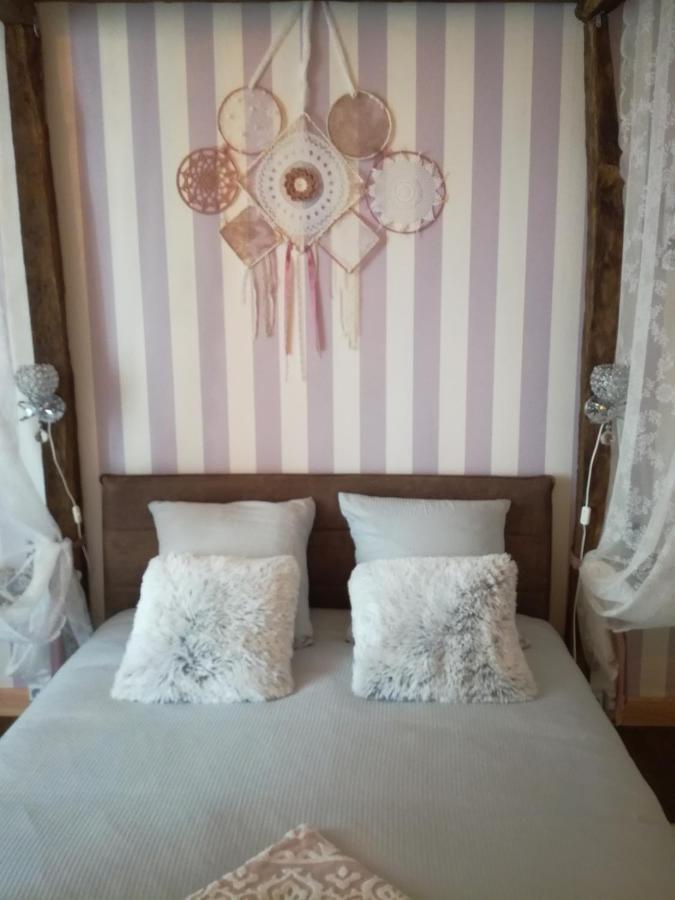Chez Lorette Mauzé-sur-le-Mignon Buitenkant foto